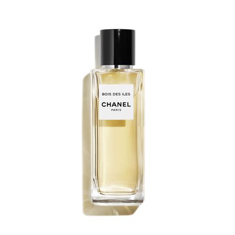 Bois des Îles Eau de Parfum by Chanel 